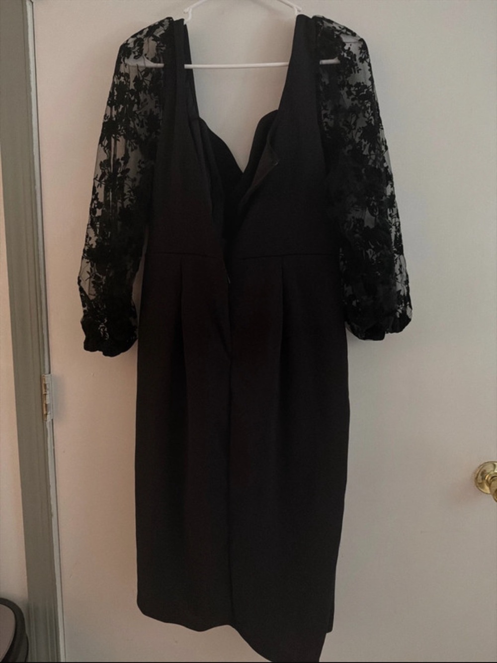 SHEIN Black Lace Puff Sleeve Midi Dress